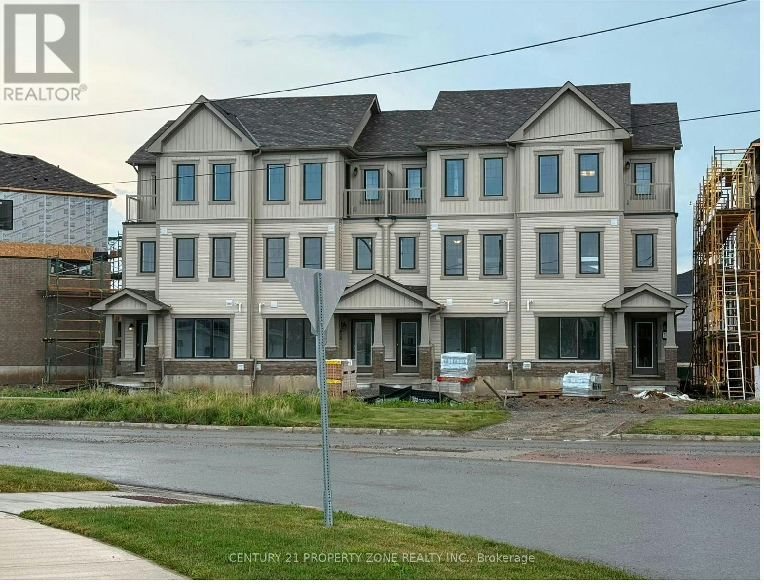 19 Vanderburgh Lane, Grimsby, ON, L2V 0R1