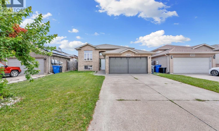 4844 Whitefish Crescent