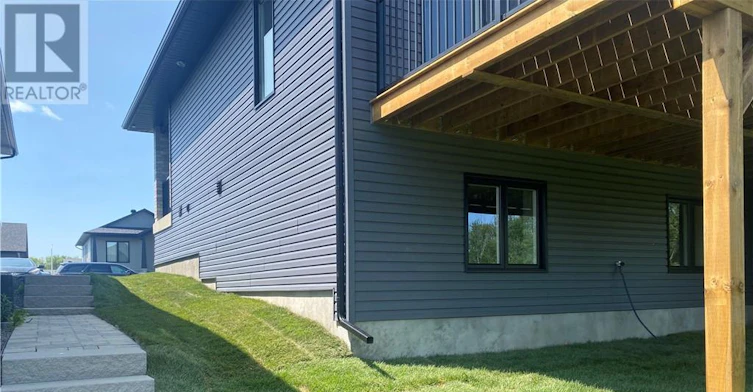 Main Floor-144 Meadowbrook Road, Greater Sudbury, ON, P0M 1B0 - 35