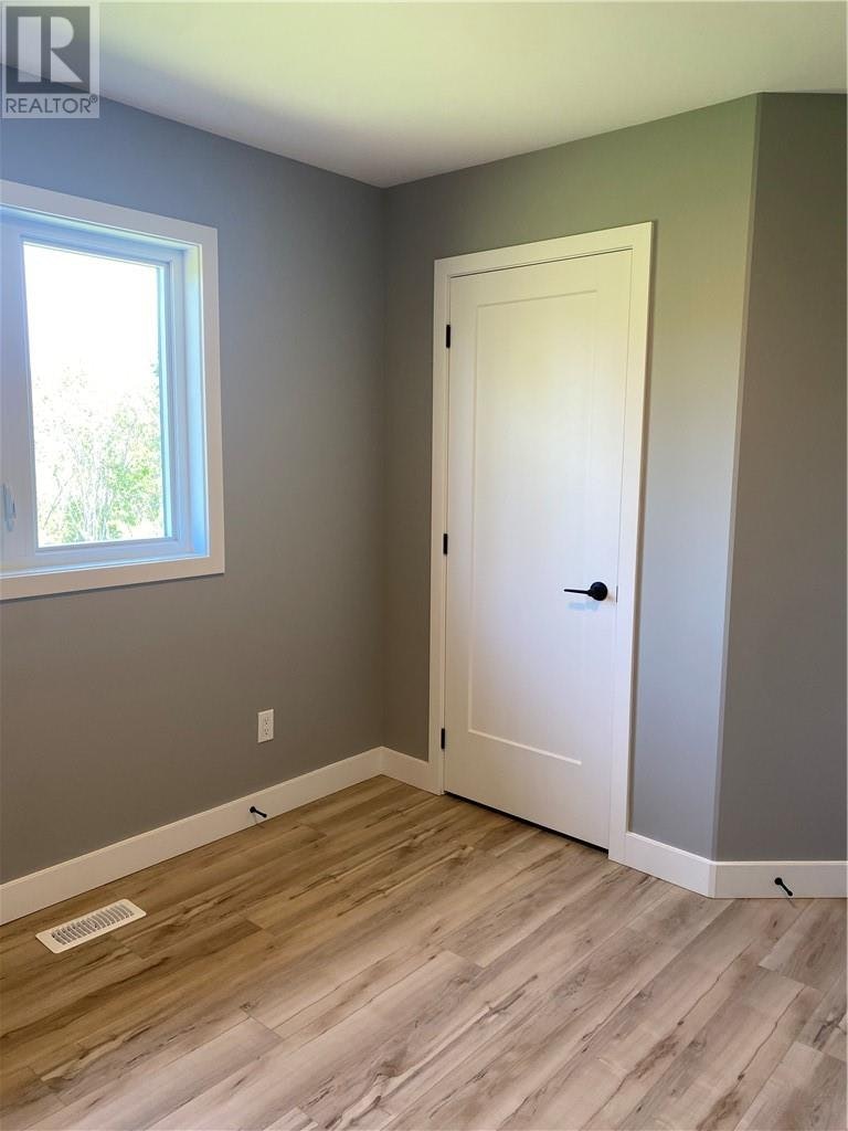 Main Floor-144 Meadowbrook Road, Greater Sudbury, ON, P0M 1B0 - 30