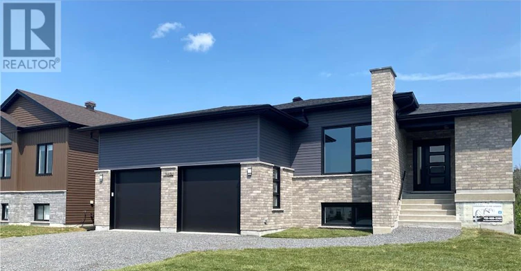 Main Floor-144 Meadowbrook Road, Greater Sudbury, ON, P0M 1B0