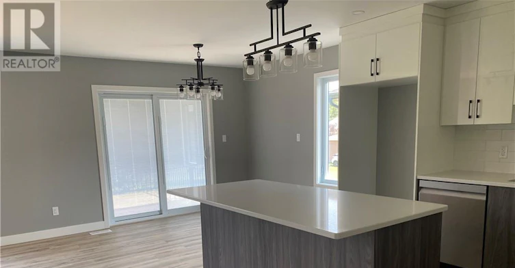 Main Floor-144 Meadowbrook Road, Greater Sudbury, ON, P0M 1B0 - 6