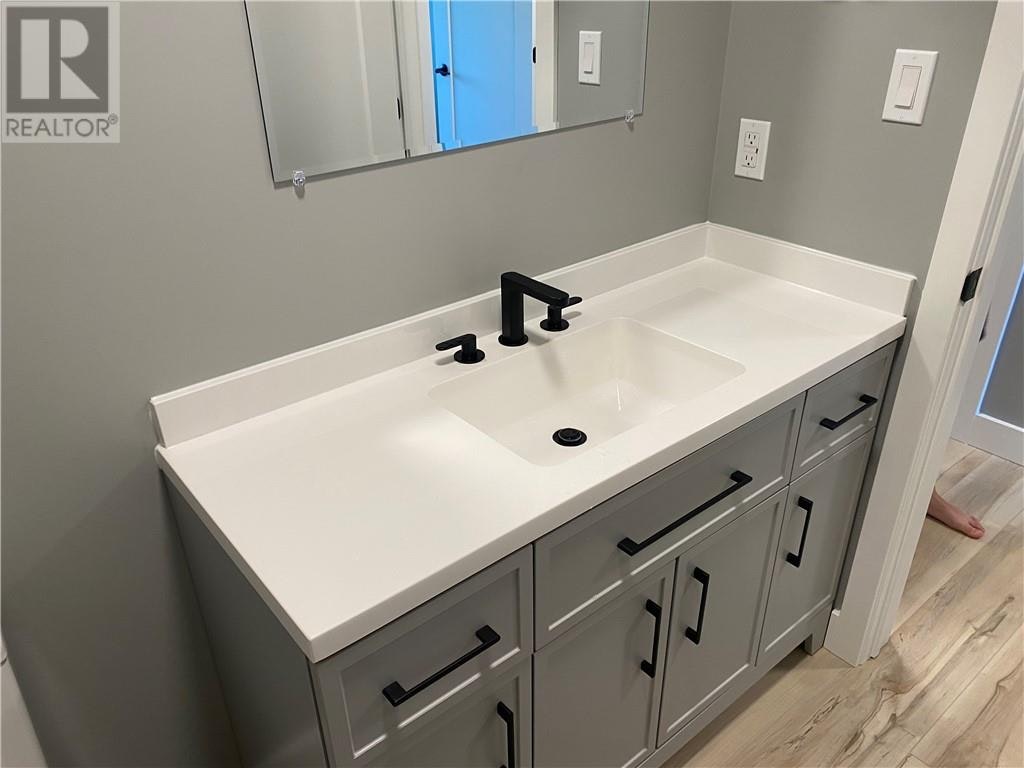 Main Floor-144 Meadowbrook Road, Greater Sudbury, ON, P0M 1B0 - 22