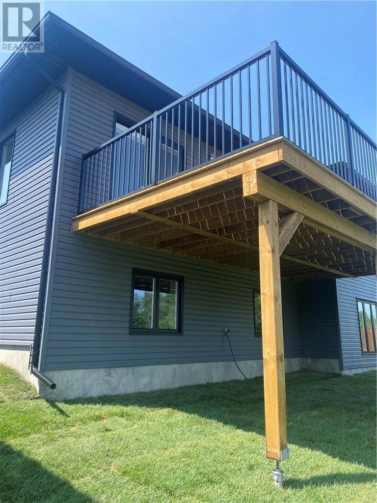 Main Floor-144 Meadowbrook Road, Greater Sudbury, ON, P0M 1B0 - 38