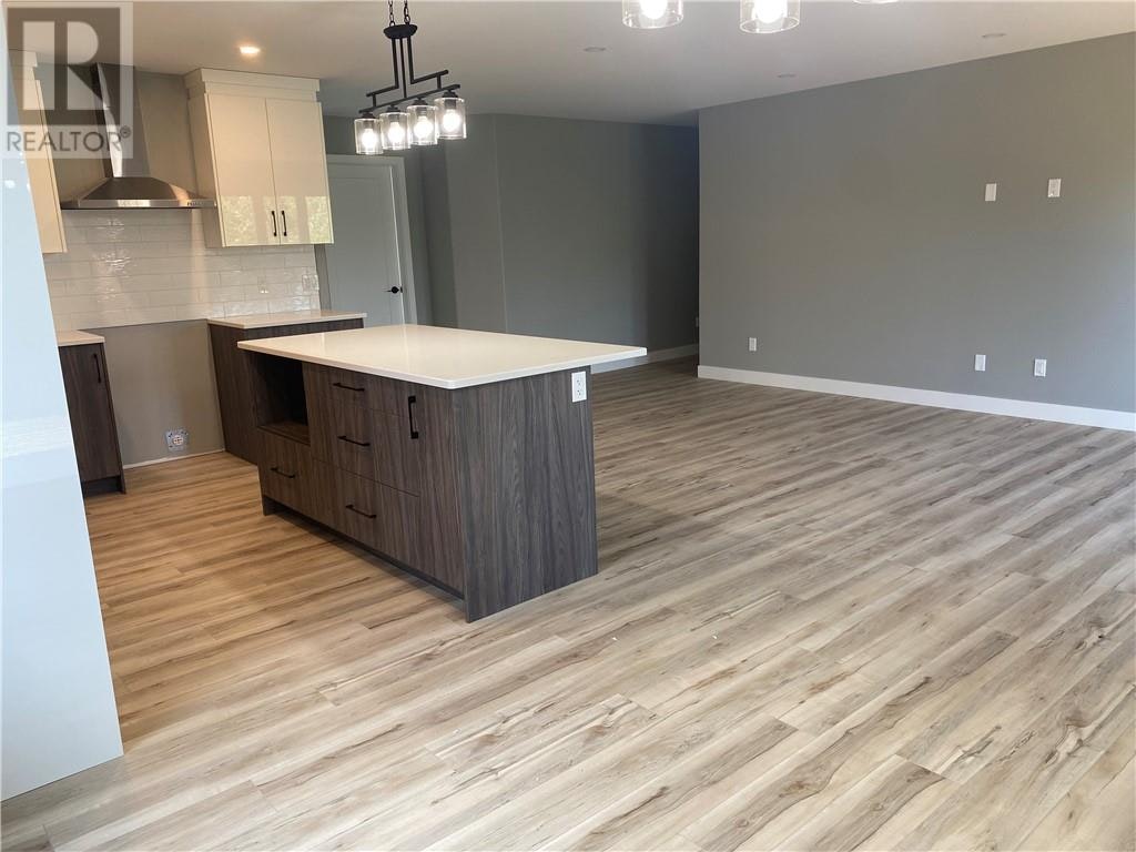 Main Floor-144 Meadowbrook Road, Greater Sudbury, ON, P0M 1B0 - 8