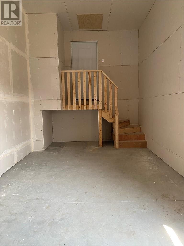 Main Floor-144 Meadowbrook Road, Greater Sudbury, ON, P0M 1B0 - 34