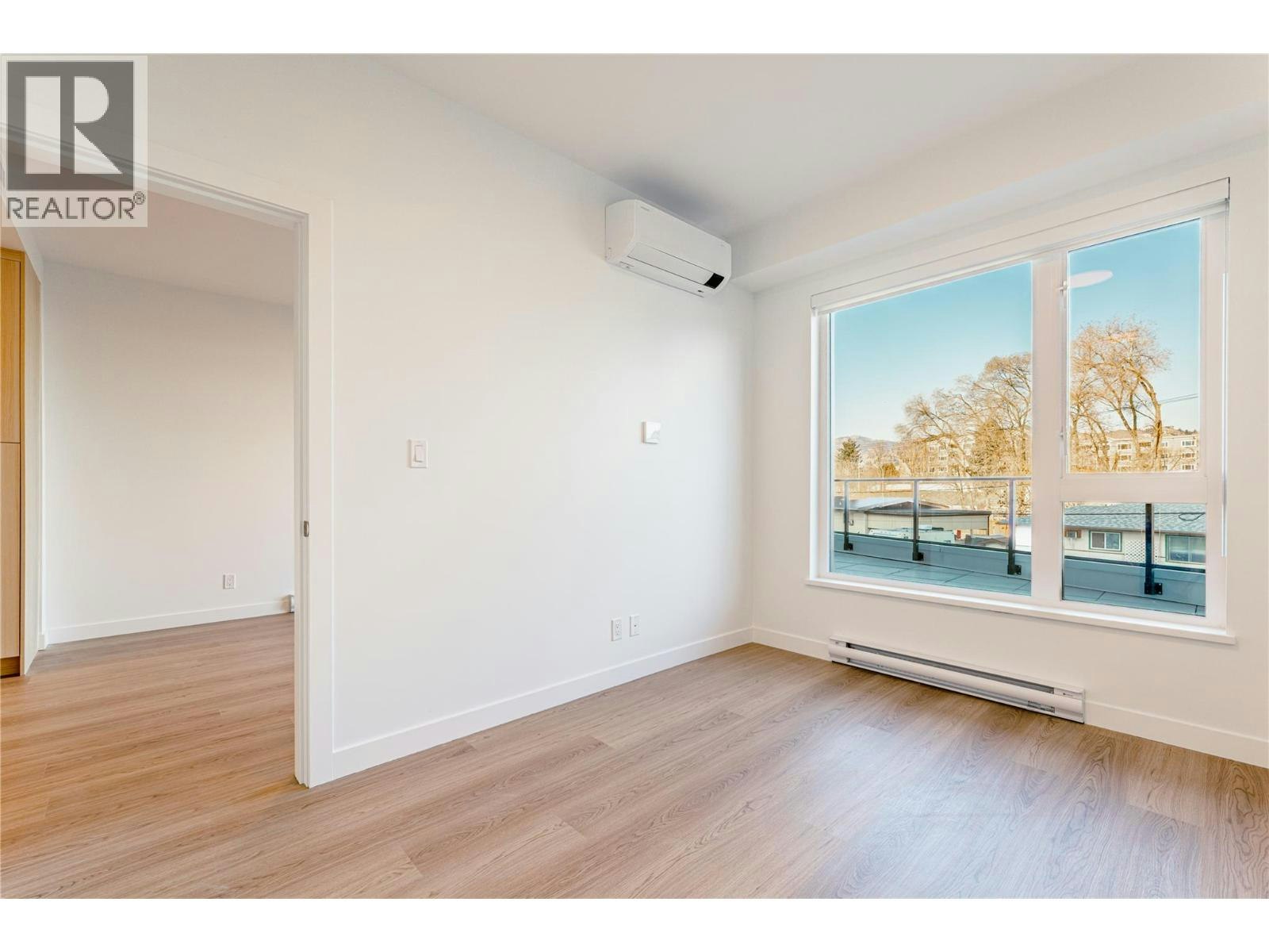 314-1380 Pridham Avenue - 4