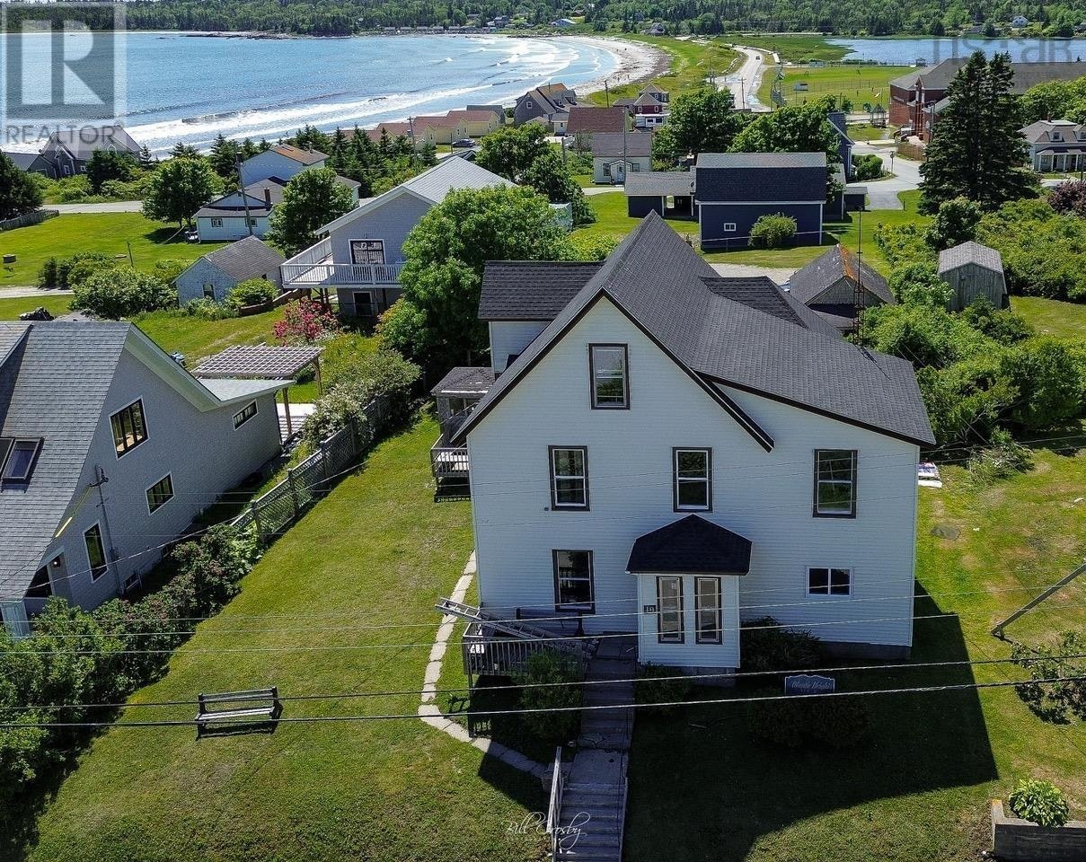 19 Crest Street Street, Lockeport, NS, B0T 1L0