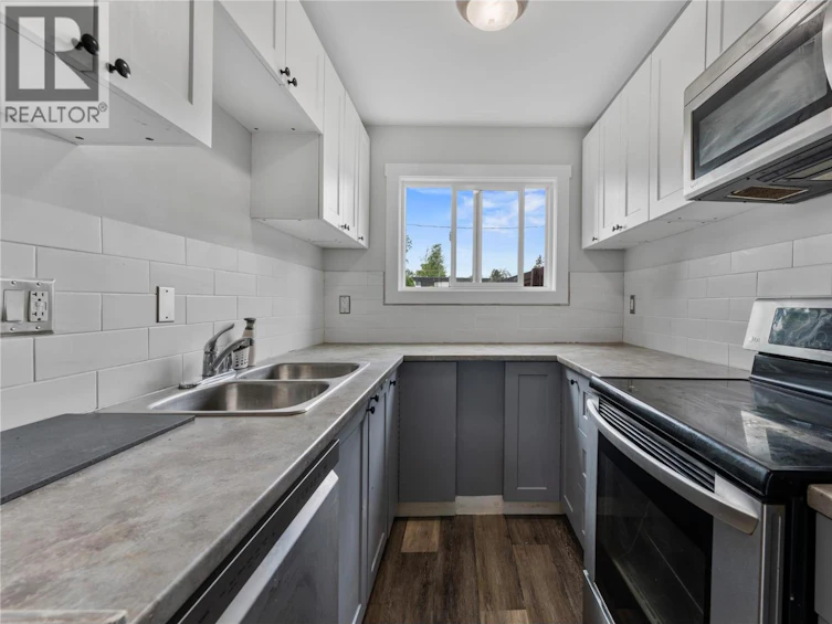 5-3135 Walnut Street, Kelowna, BC, V1W 3T6 - 2