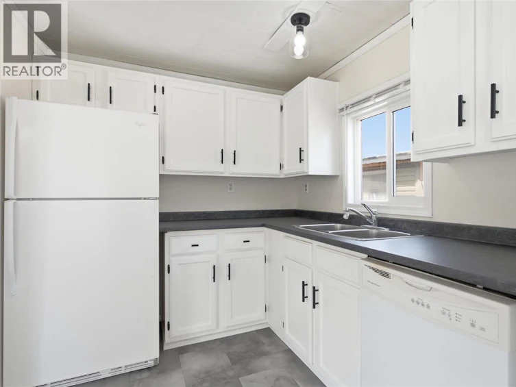 20-1000 Mesa Vista Court, Ashcroft, BC, V0K 1A0 - 12