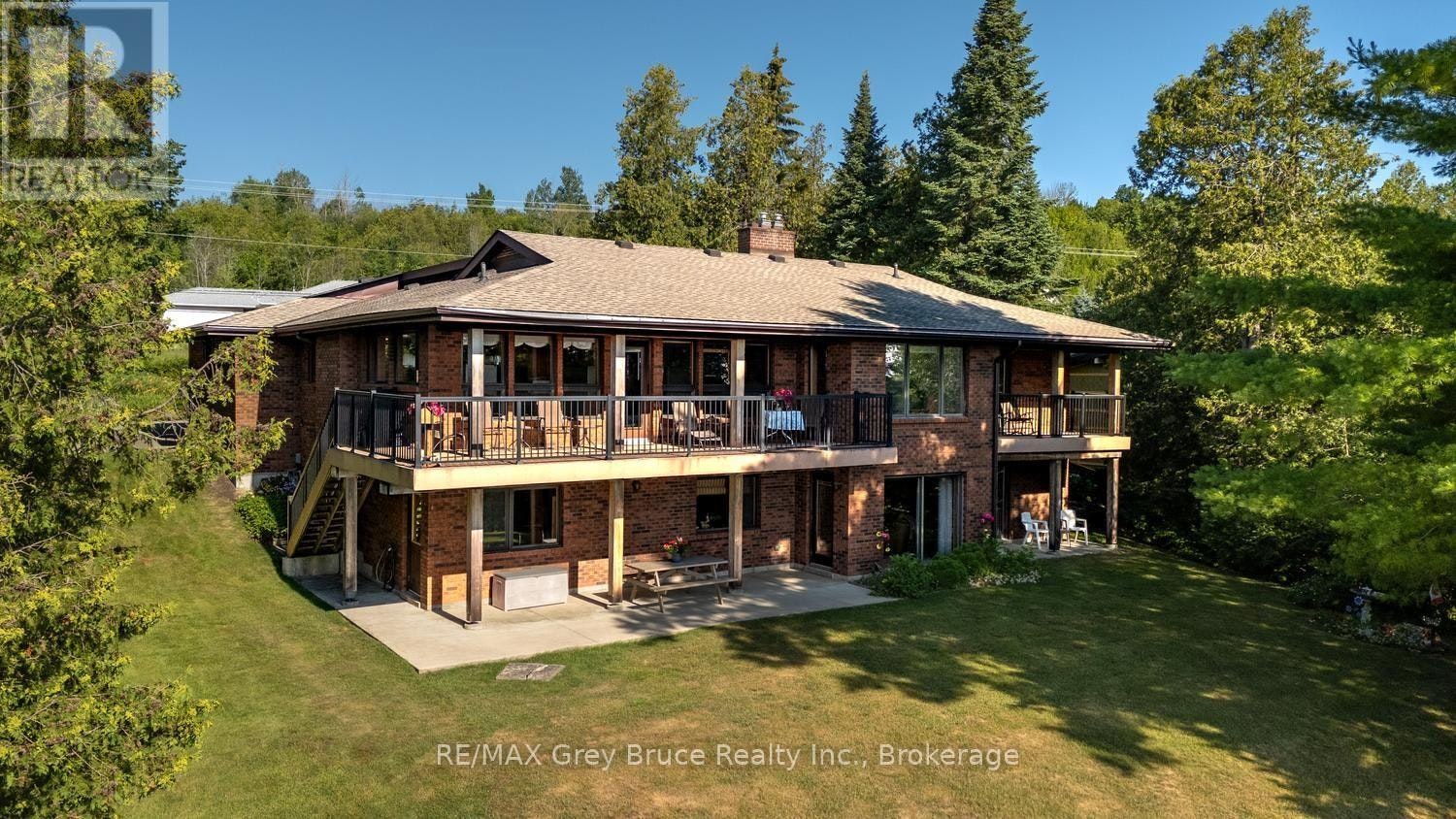 491 Balmy Beach Road, Georgian Bluffs, ON, N4K 5N4