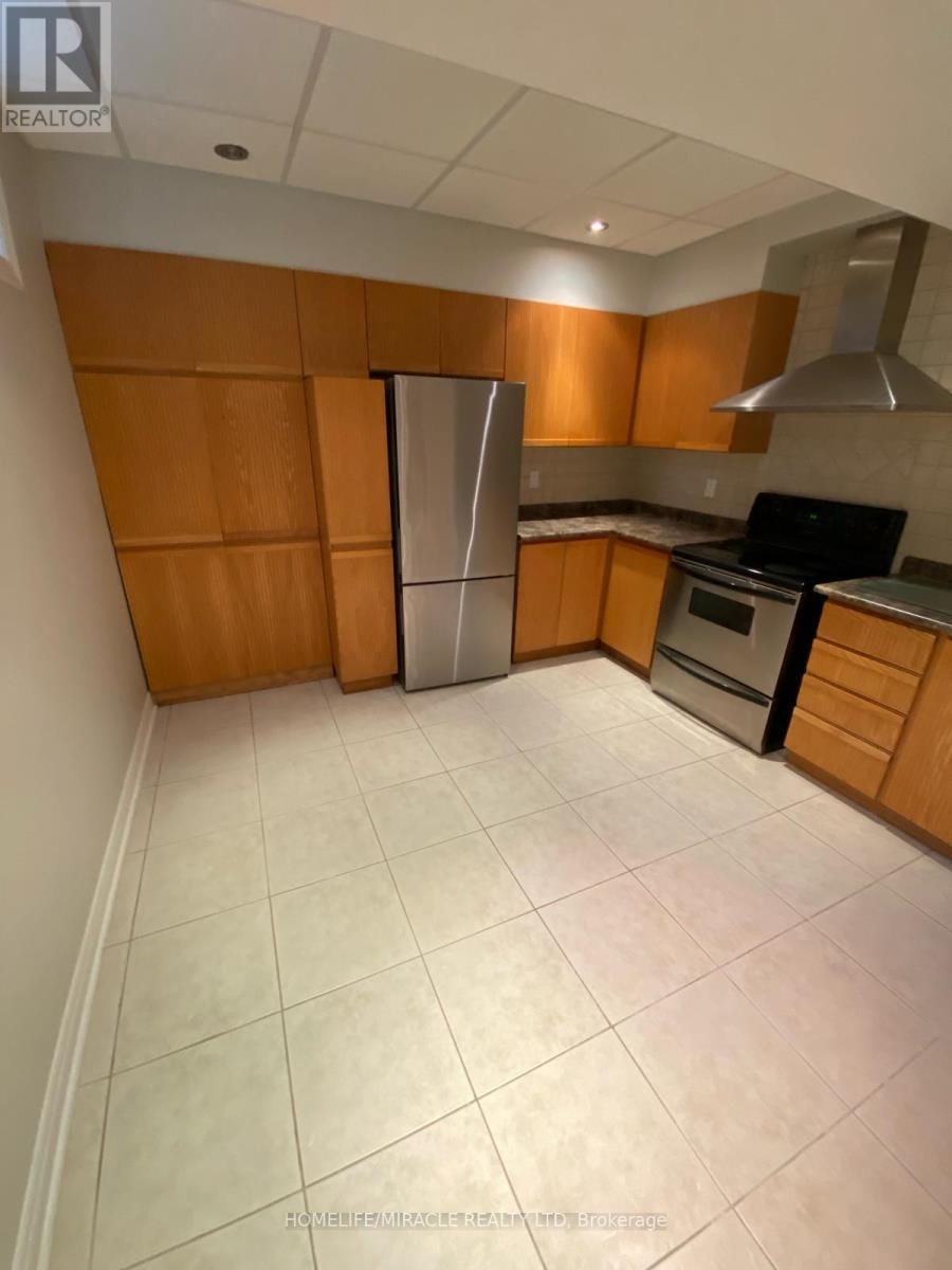 BASEMENT-46 Chatsworth Court, Vaughan, ON, L4L 7E9 - 9