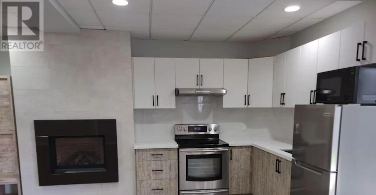 70 Closs Square, Aurora, ON, L4G 5H9 - 5