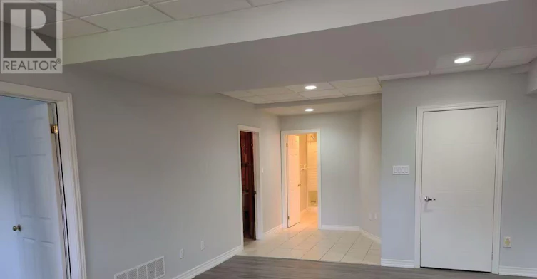 70 Closs Square, Aurora, ON, L4G 5H9 - 12
