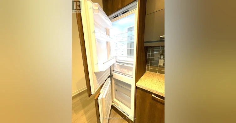 C-320-38 Simcoe Promenade, Markham, ON, L6G 0H7 - 11