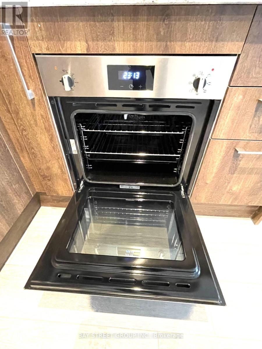 C-320-38 Simcoe Promenade, Markham, ON, L6G 0H7 - 12