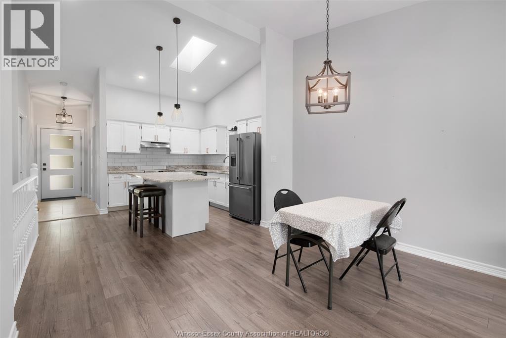 19 Malibu Drive, Leamington, ON, N8H 5G4 - 13