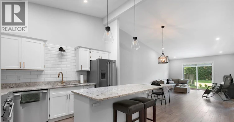 19 Malibu Drive, Leamington, ON, N8H 5G4 - 7