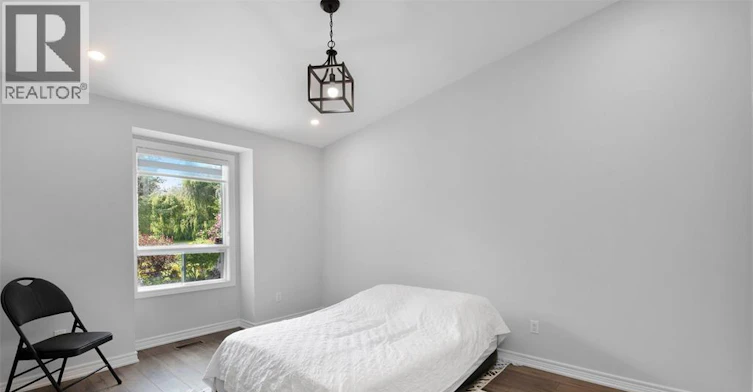 19 Malibu Drive, Leamington, ON, N8H 5G4 - 23