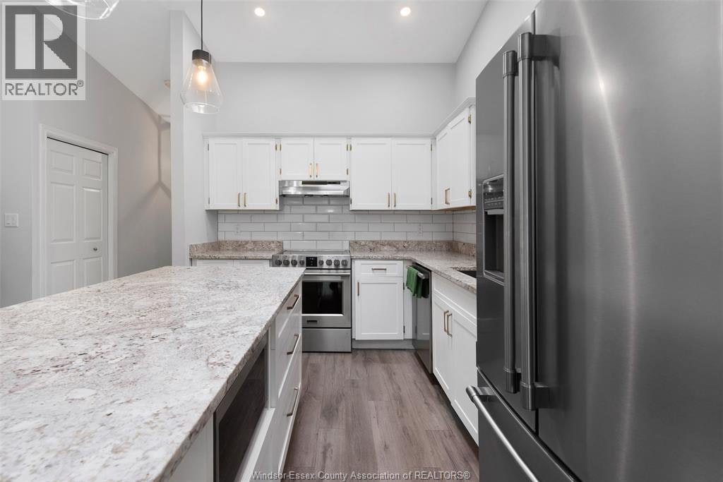 19 Malibu Drive, Leamington, ON, N8H 5G4 - 16
