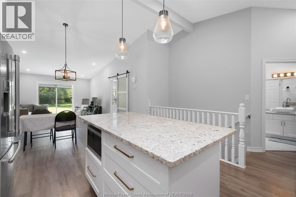 19 Malibu Drive, Leamington, ON, N8H 5G4 - 18