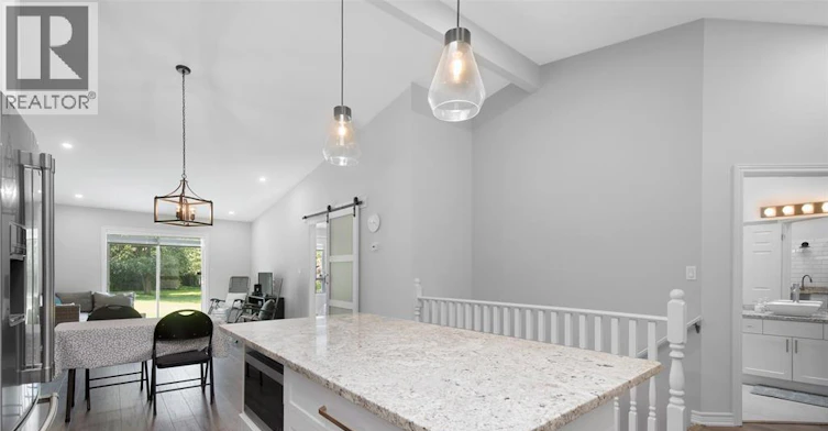 19 Malibu Drive, Leamington, ON, N8H 5G4 - 18