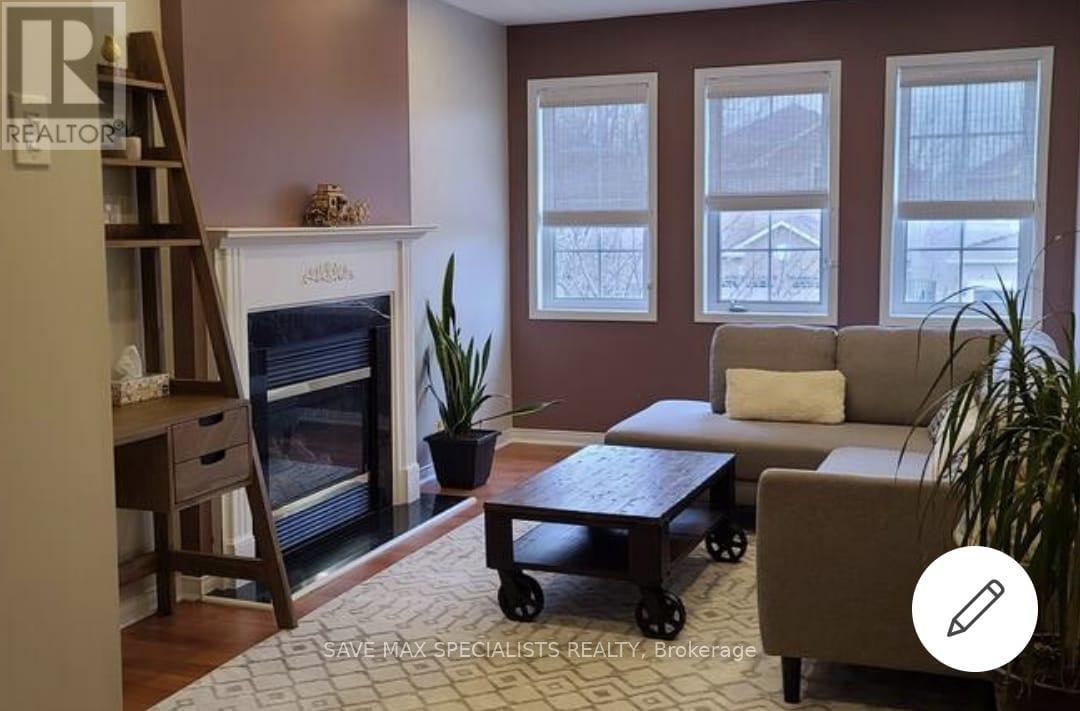 1393 Inuit Trail, Mississauga, ON, L5N 7R8