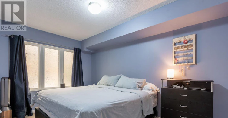 TH 137-25 Turntable Crescent, Toronto, ON, M6H 4K8 - 9
