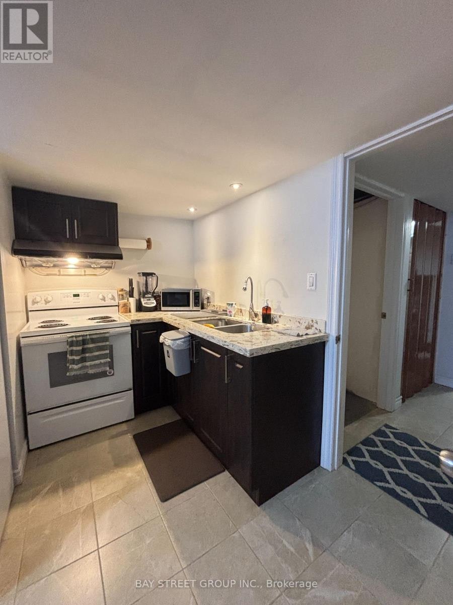 LOWER 1-1242 Mcbride Avenue, Mississauga, ON, L5C 1M8 - 7