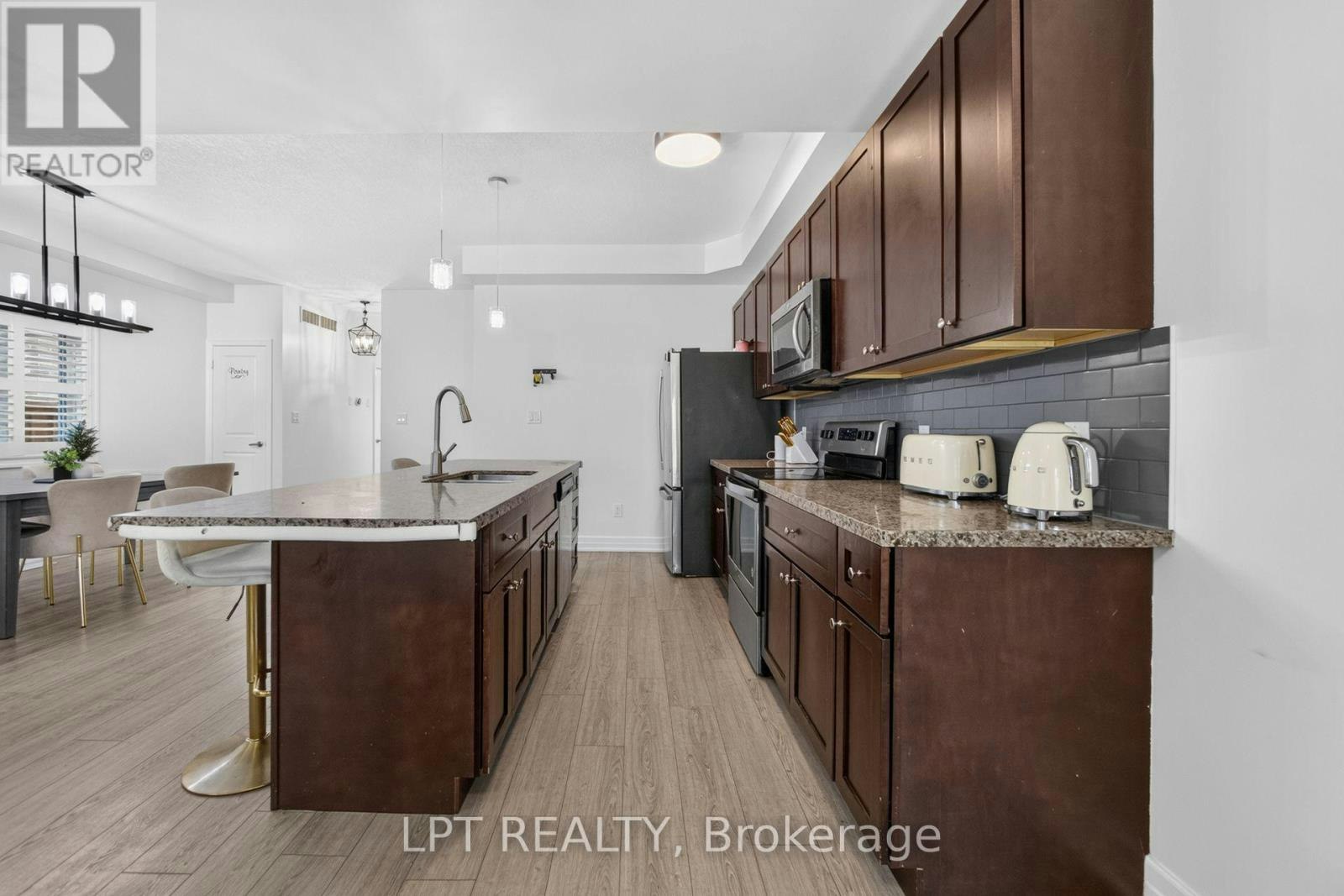 148 Hollybrook Trail S, Kitchener, ON, N2R 0M2 - 14