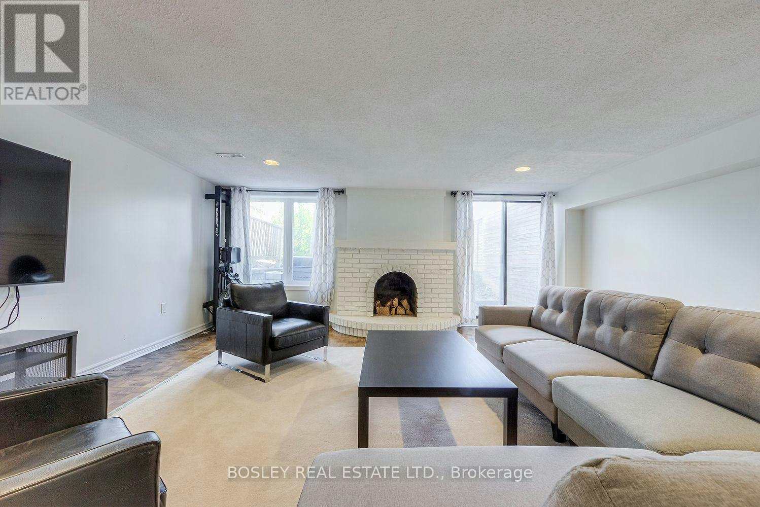 98 Sherwood Avenue, Toronto, ON, M4P 2A7 - 40