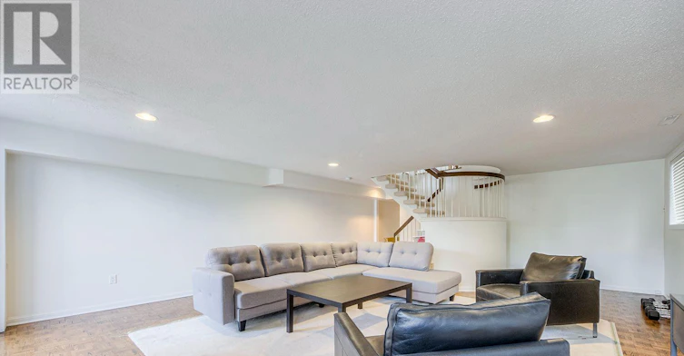 98 Sherwood Avenue, Toronto, ON, M4P 2A7 - 38
