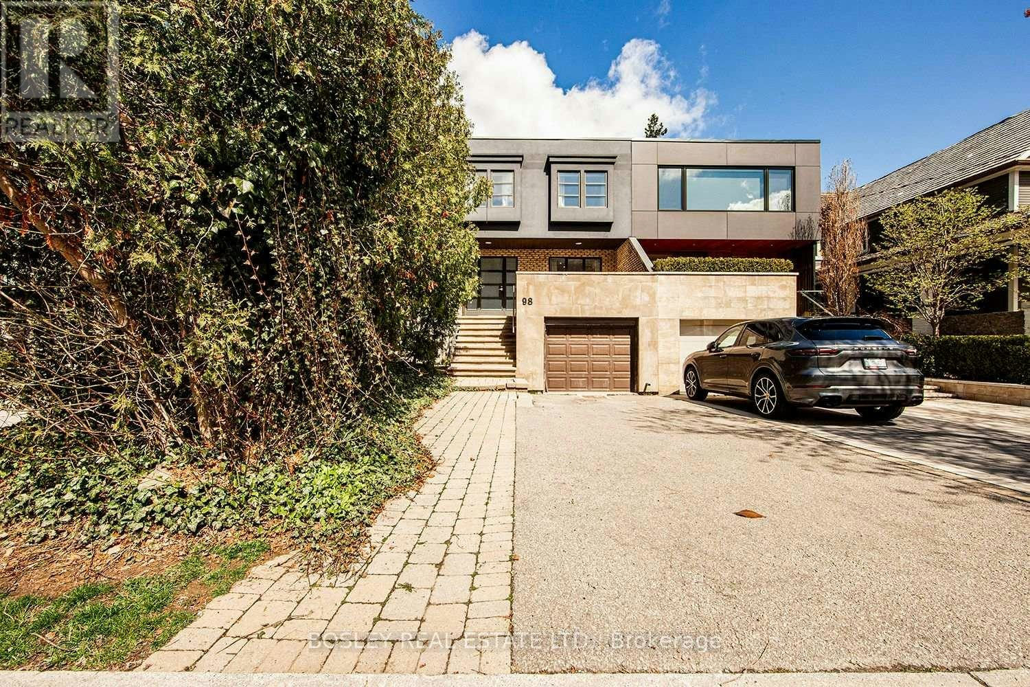 98 Sherwood Avenue, Toronto, ON, M4P 2A7