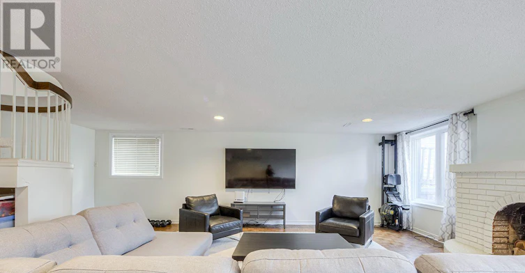98 Sherwood Avenue, Toronto, ON, M4P 2A7 - 37