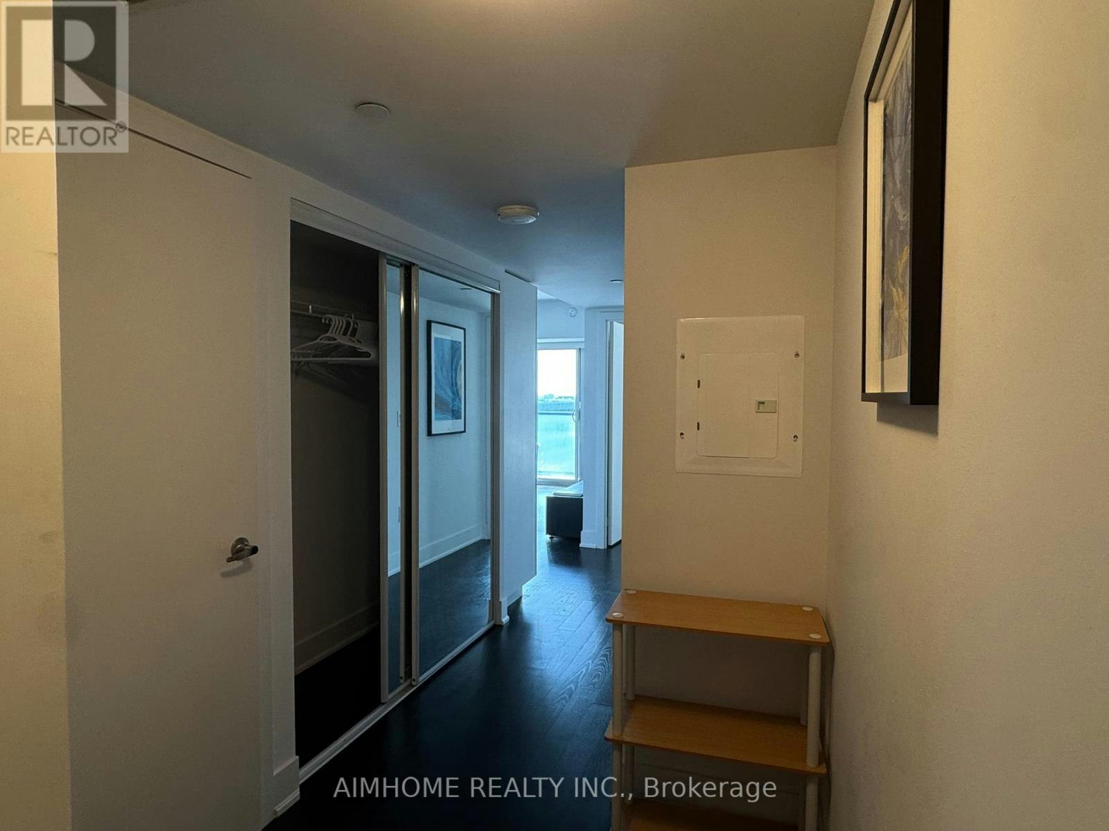 2107-955 Bay Street, Toronto, ON, M5S 2A2 - 3