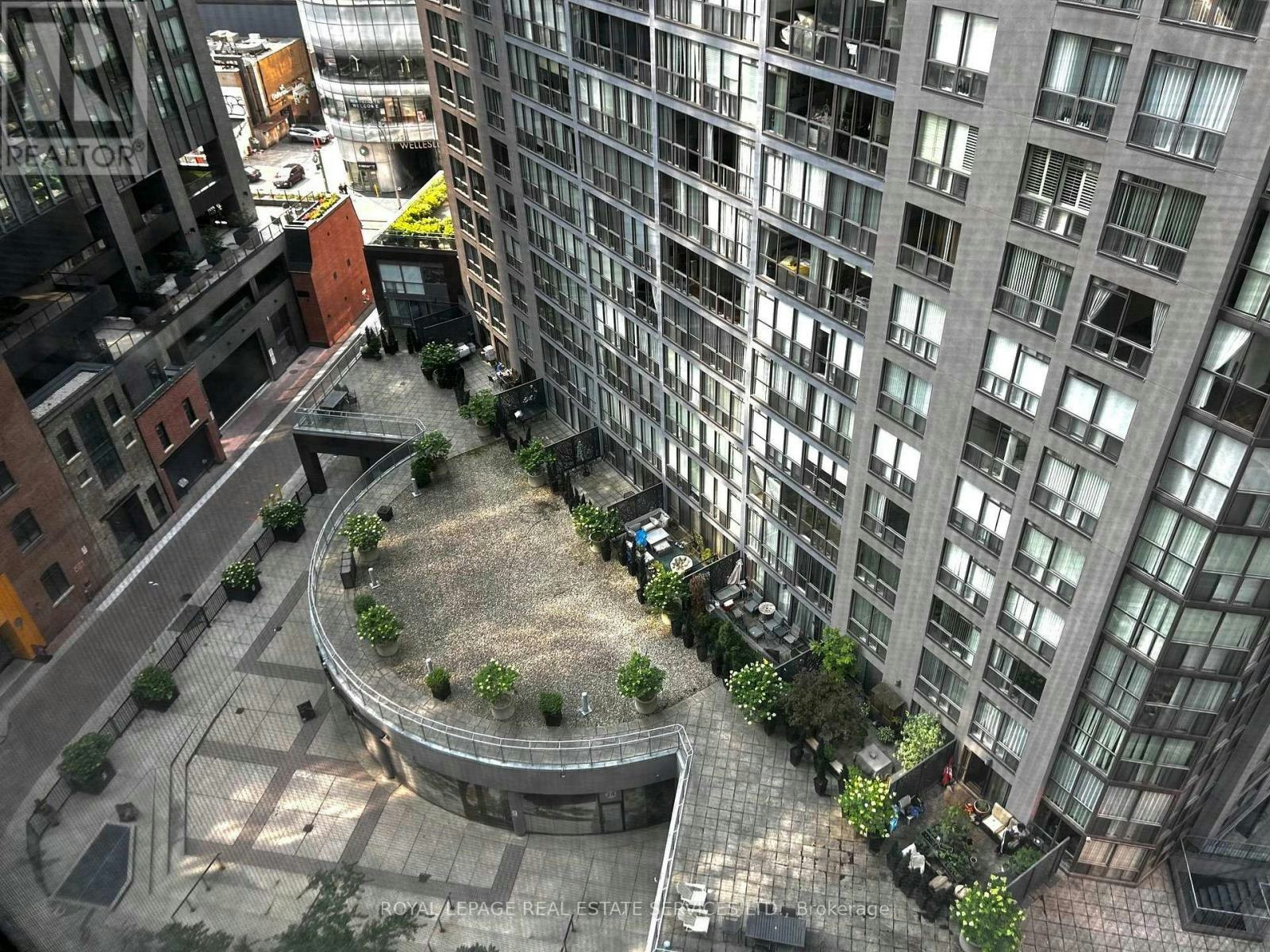 1404-11 St. Joseph Street, Toronto, ON, M4Y 3G4 - 23