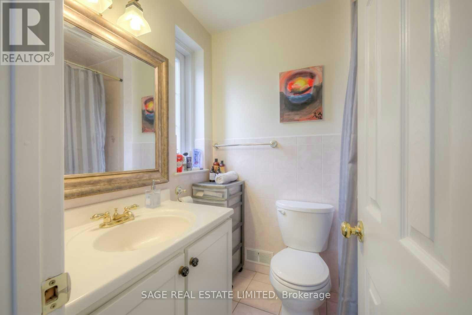 MAIN-230 Balliol Street, Toronto, ON, M4S 1C5 - 17