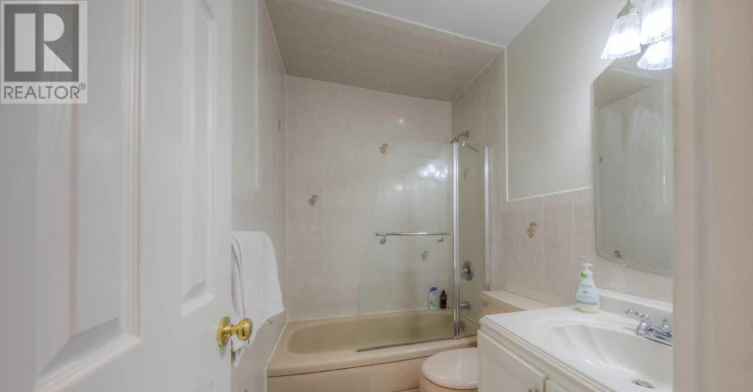 MAIN-230 Balliol Street, Toronto, ON, M4S 1C5 - 14