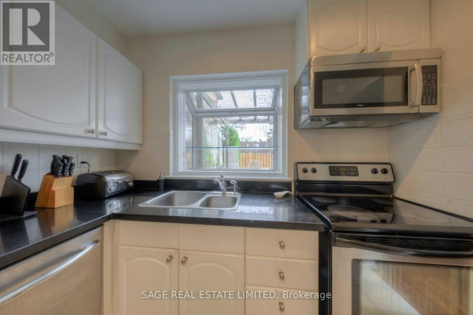 MAIN-230 Balliol Street, Toronto, ON, M4S 1C5 - 6