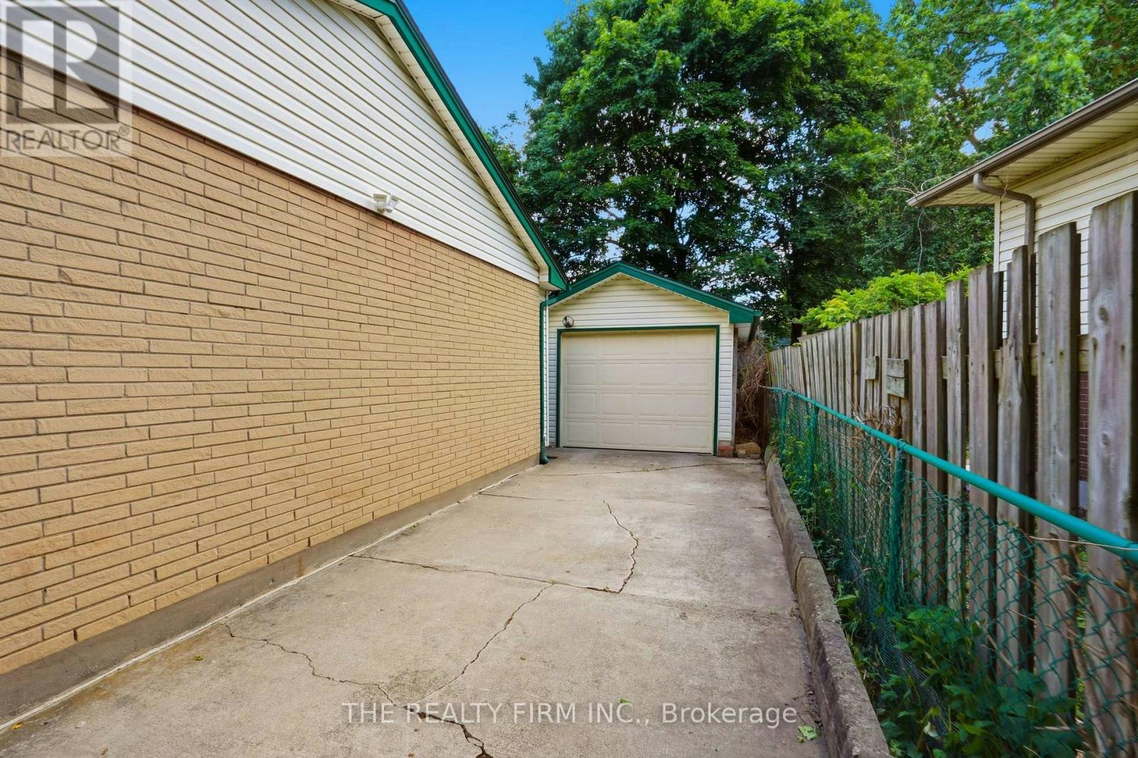 45 Amy Crescent, London, ON, N5Y 4A5 - 32
