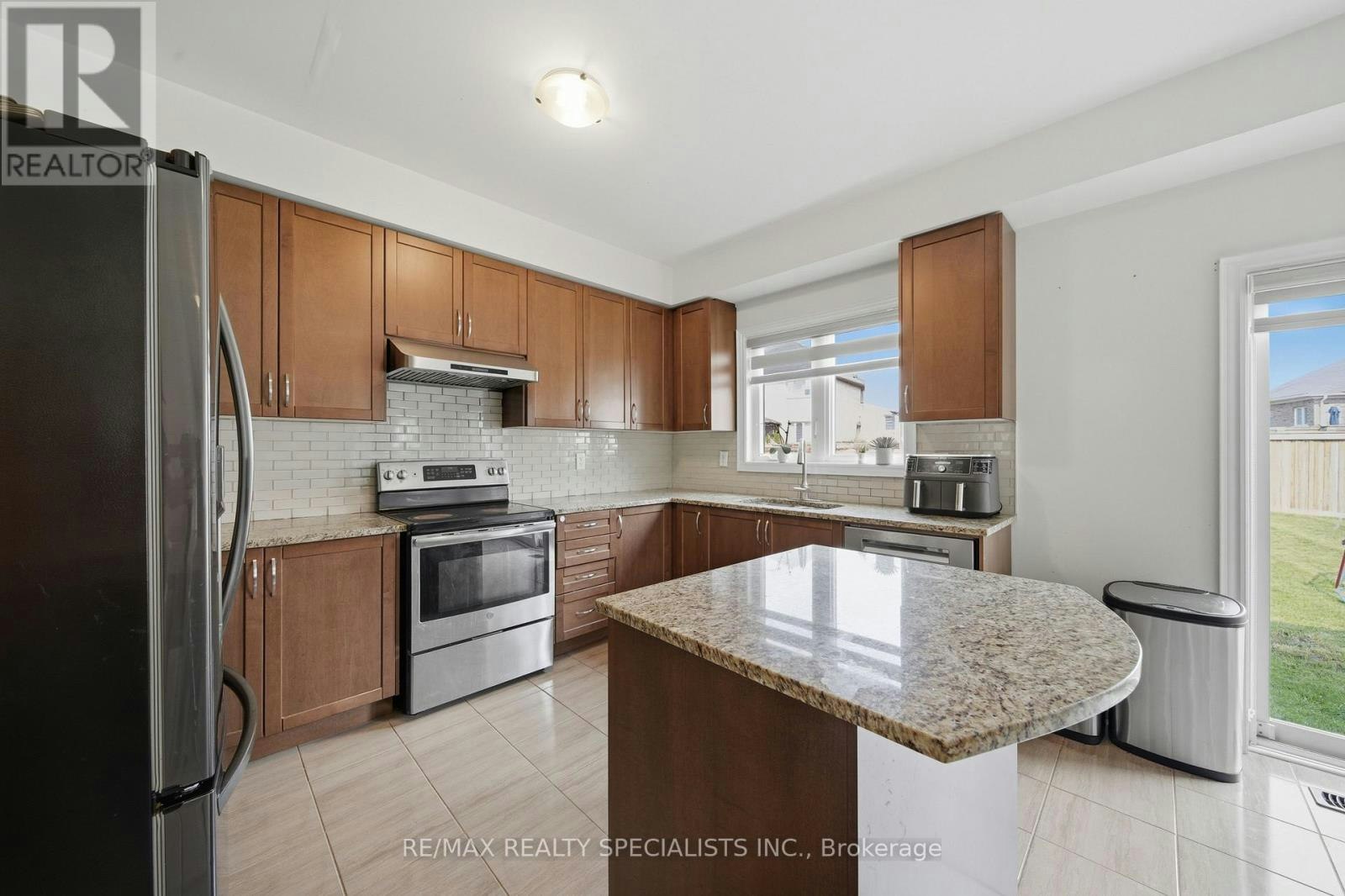 120 Milby Crescent, Bradford West Gwillimbury, ON, L3Z 0X8 - 10
