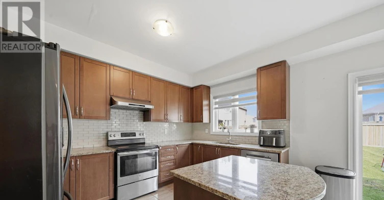 120 Milby Crescent, Bradford West Gwillimbury, ON, L3Z 0X8 - 10