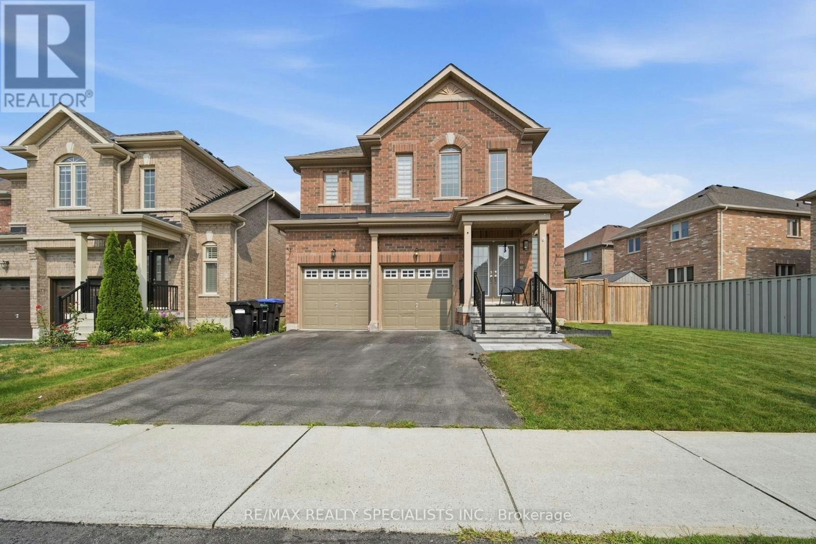 120 Milby Crescent, Bradford West Gwillimbury, ON, L3Z 0X8