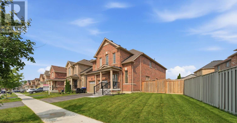 120 Milby Crescent, Bradford West Gwillimbury, ON, L3Z 0X8 - 2