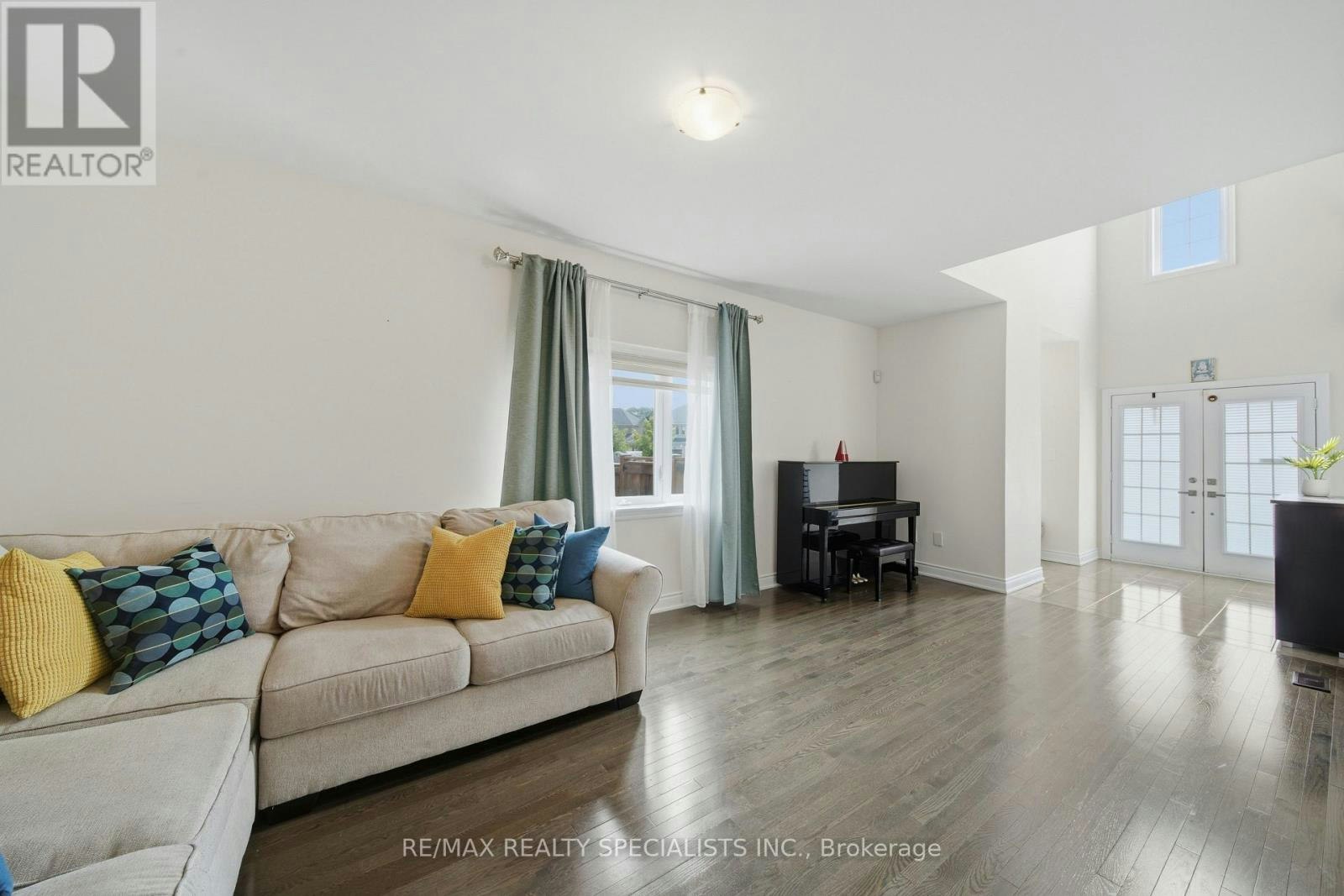 120 Milby Crescent, Bradford West Gwillimbury, ON, L3Z 0X8 - 4