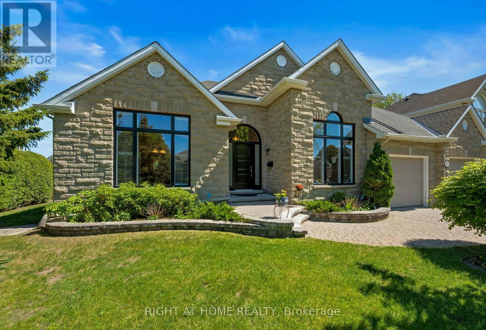 85 Brightside Avenue, Ottawa, ON, K2S 1K2