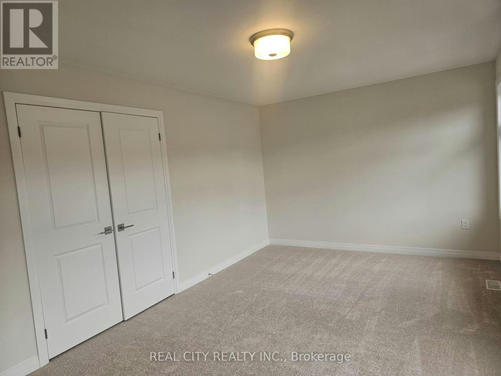 3063 Sandy Acres Avenue, Severn, ON, L3V 6H3 - 24