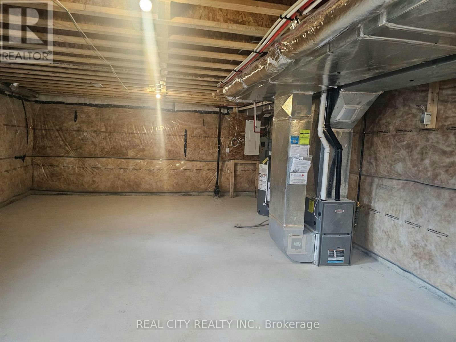 3063 Sandy Acres Avenue, Severn, ON, L3V 6H3 - 34