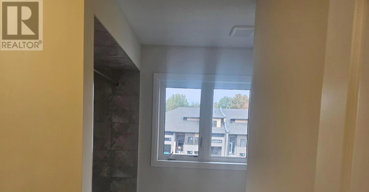 3063 Sandy Acres Avenue, Severn, ON, L3V 6H3 - 15