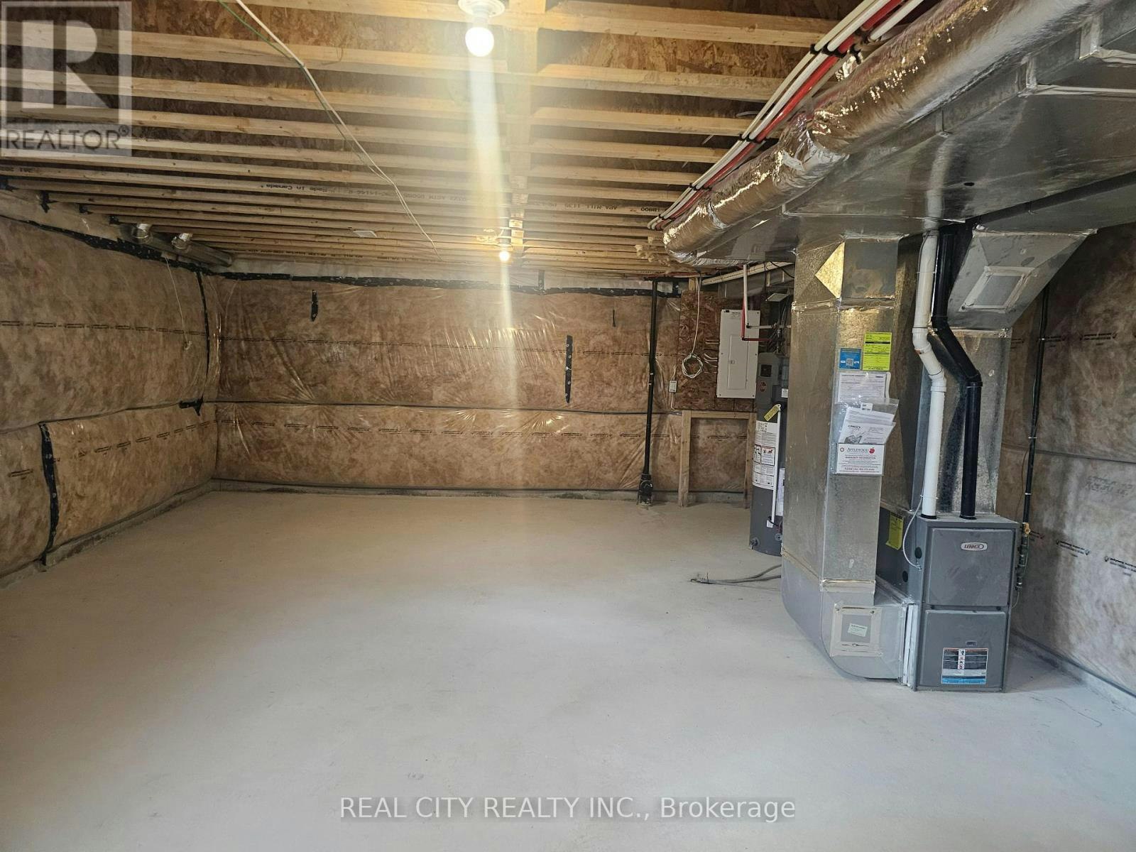 3063 Sandy Acres Avenue, Severn, ON, L3V 6H3 - 38